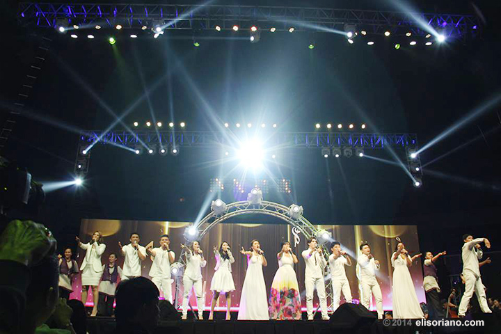 The interpreters of the twelve new praise songs of ASOP Music Festival grace the Smart-Araneta Colesium stage as they perform  the program’s theme song, “Enrich the Spirit (Inspired by Music)