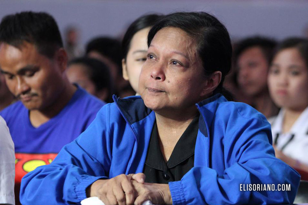 Ms. Nora Aunor gets emotional as she listens intently to Bro. Eli's preaching and message to her. (James Vincent Espiritu, Photoville International)