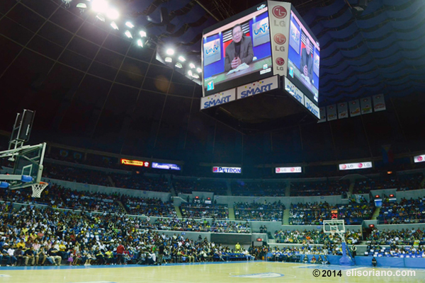 Bro. Eliseo Soriano welcomes the participants of UNTV Cup Season 2 at the Smart-Araneta Coliseum on February 11, 2014.